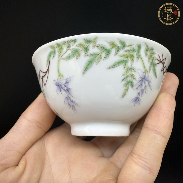 古玩粉彩大雅齋紫藤花卉紋茶圓真品鑒賞圖