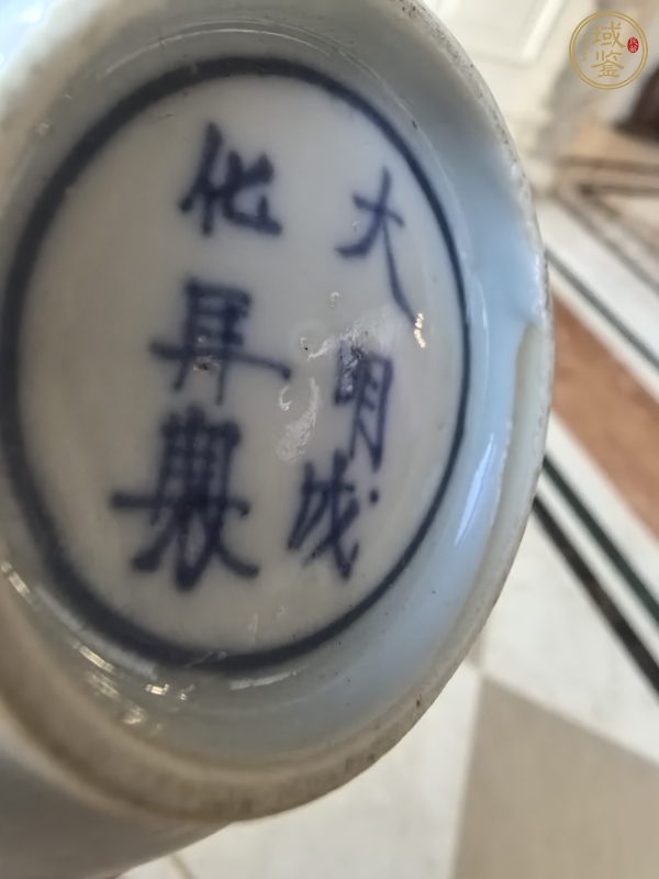 古玩陶瓷青花花蝶紋茶碗，注意品相真品鑒賞圖