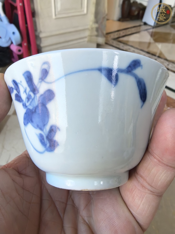 古玩陶瓷青花花蝶紋茶碗，注意品相真品鑒賞圖