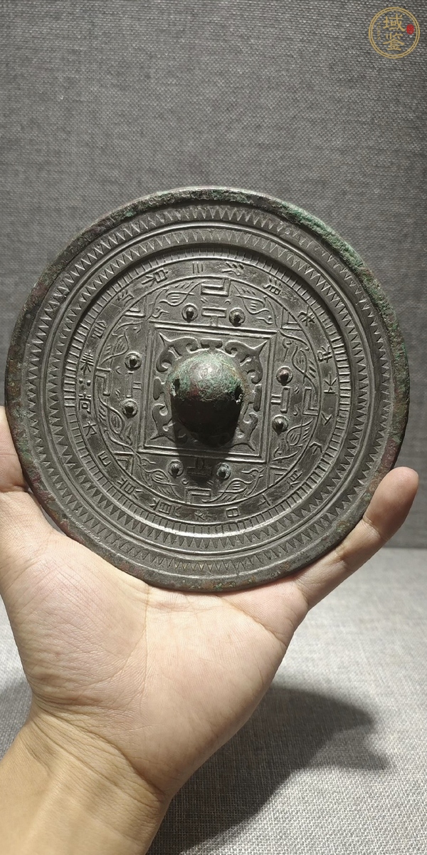 古玩銅器規(guī)矩鏡真品鑒賞圖