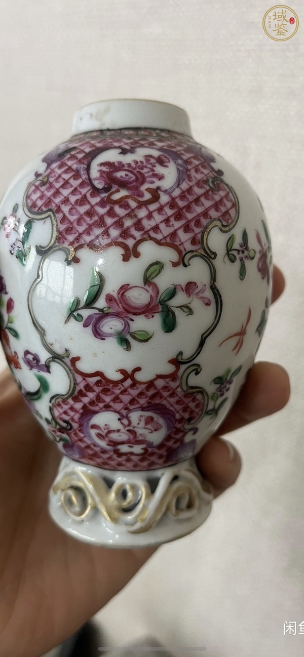 古玩陶瓷花卉紋蓋瓶真品鑒賞圖