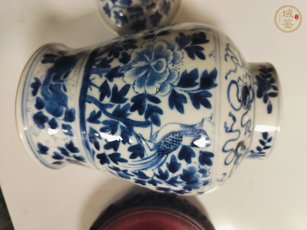 古玩陶瓷花鳥紋青花將軍罐真品鑒賞圖