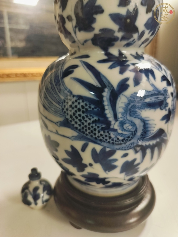 古玩陶瓷青花鳳穿牡丹圖葫蘆瓶真品鑒賞圖