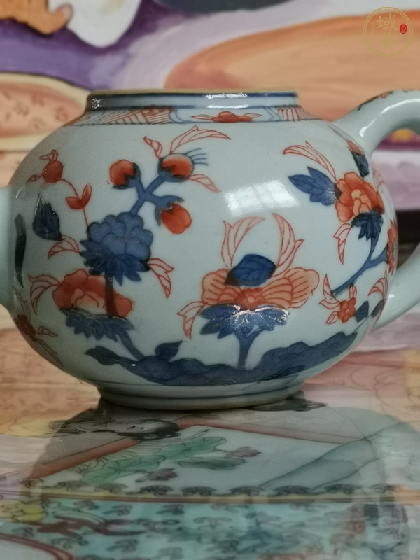 古玩陶瓷青花礬紅花卉紋茶壺真品鑒賞圖