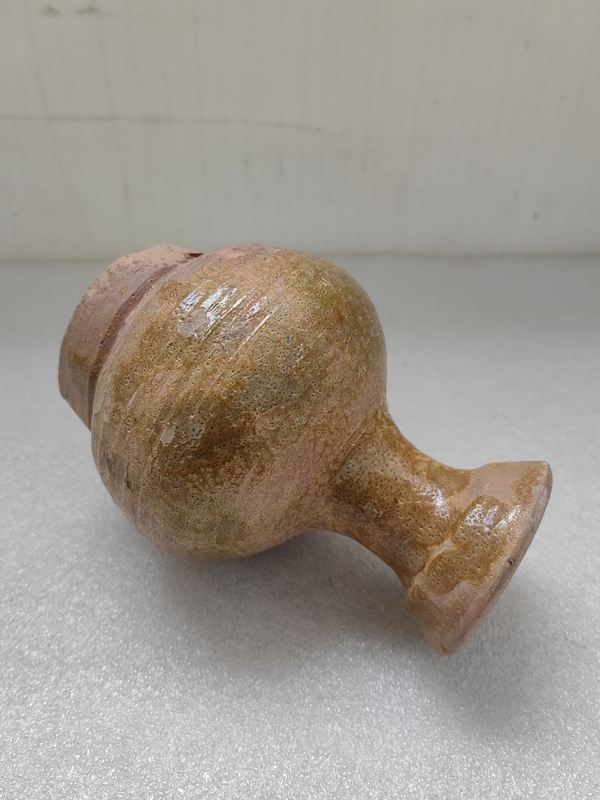 古玩陶瓷黃綠釉盤口瓶拍賣,當前價格850元