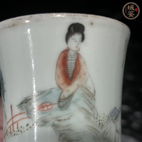 古玩陶瓷仕女紋執(zhí)杯真品鑒賞圖