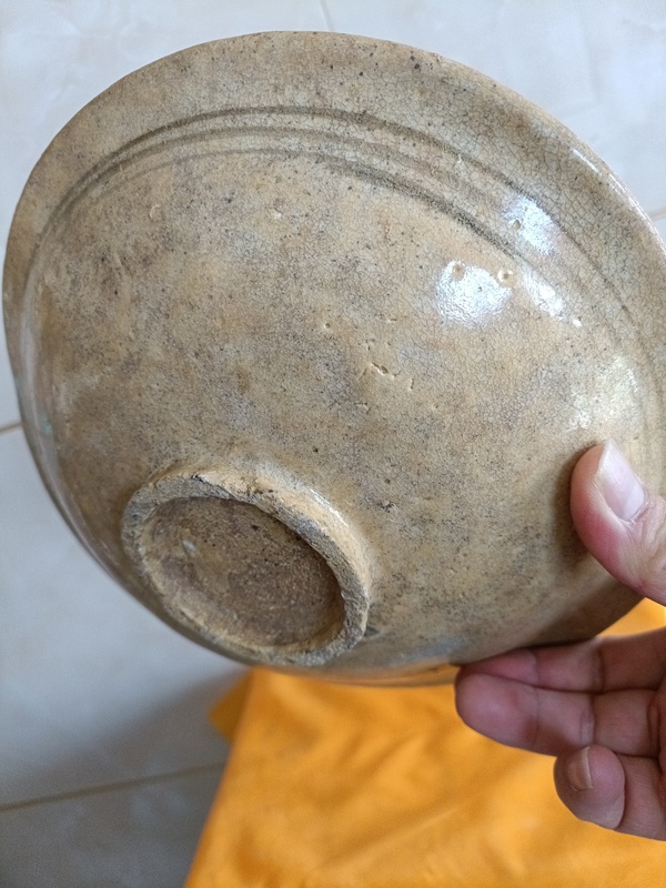古玩陶瓷館藏級珍品宋代青花花卉紋折沿大盤拍賣,當前價格19800元