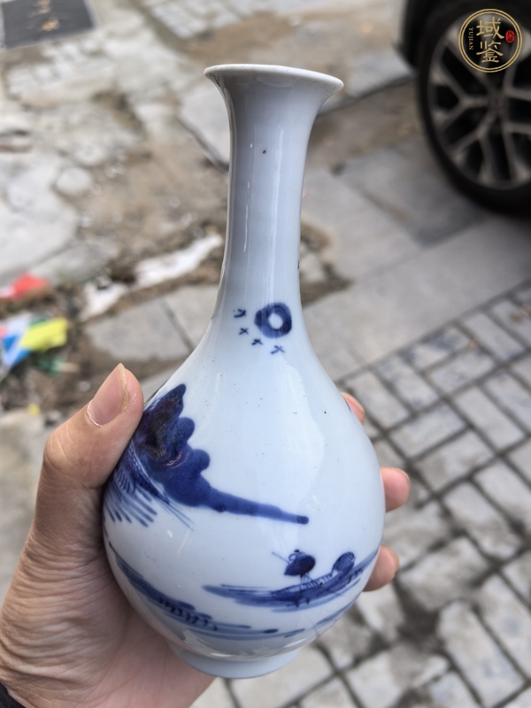 古玩陶瓷青花山水樓閣膽瓶真品鑒賞圖