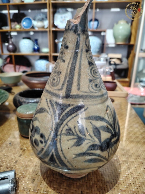 古玩陶瓷玉溪窯青花花卉紋玉壺春瓶真品鑒賞圖