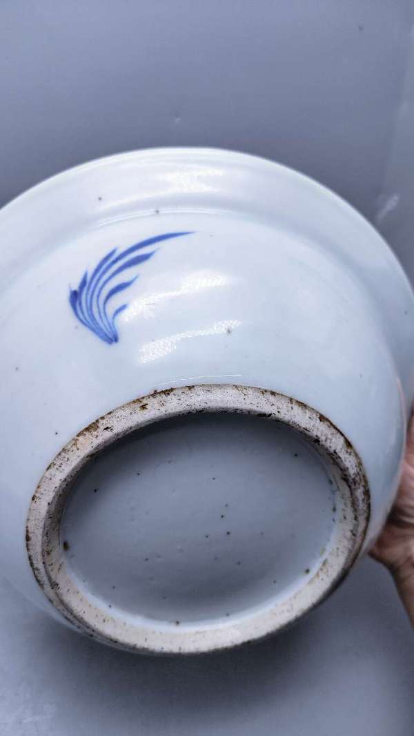 古玩陶瓷青花淡描花卉紋折沿盆拍賣,當前價格3999元