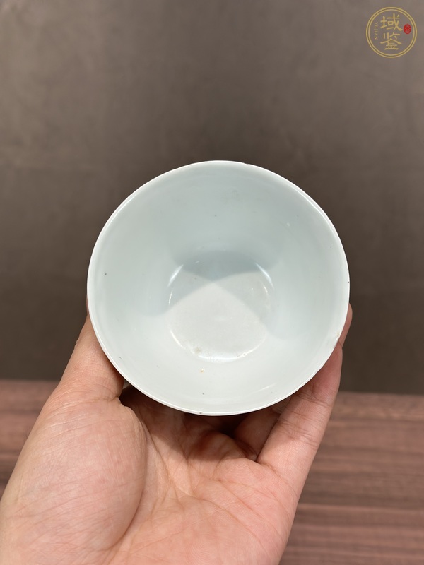 古玩陶瓷青花山水人物紋茶碗真品鑒賞圖