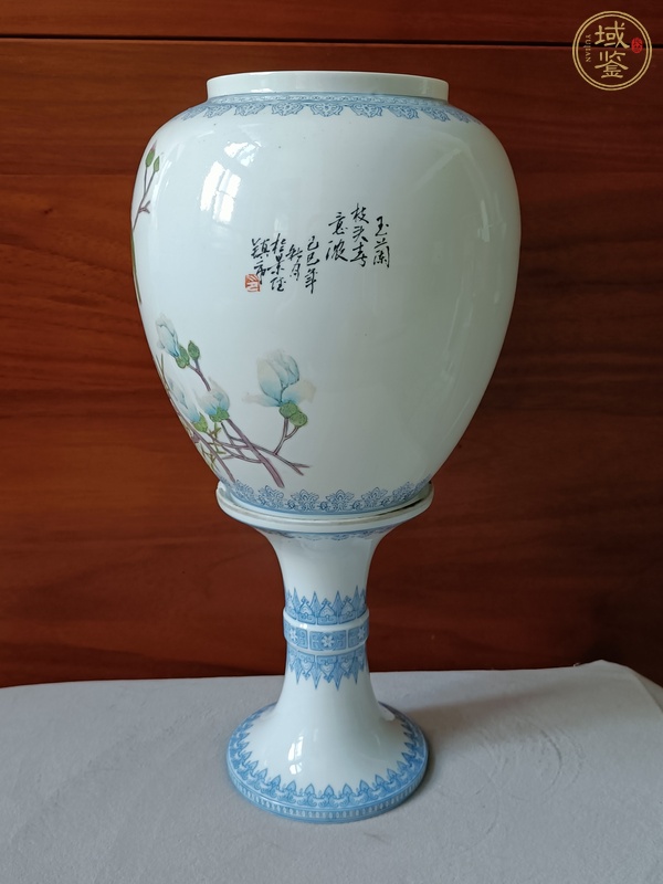 古玩陶瓷粉彩花鳥花卉紋宮燈真品鑒賞圖