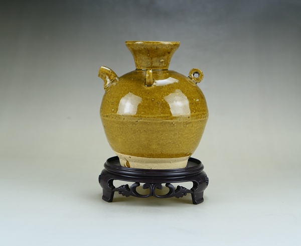 古玩陶瓷明代·茶葉末釉三系執壺拍賣,當前價格888元