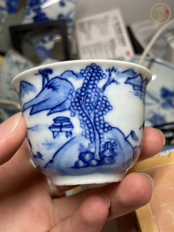 古玩陶瓷青花山水人物紋杯真品鑒賞圖