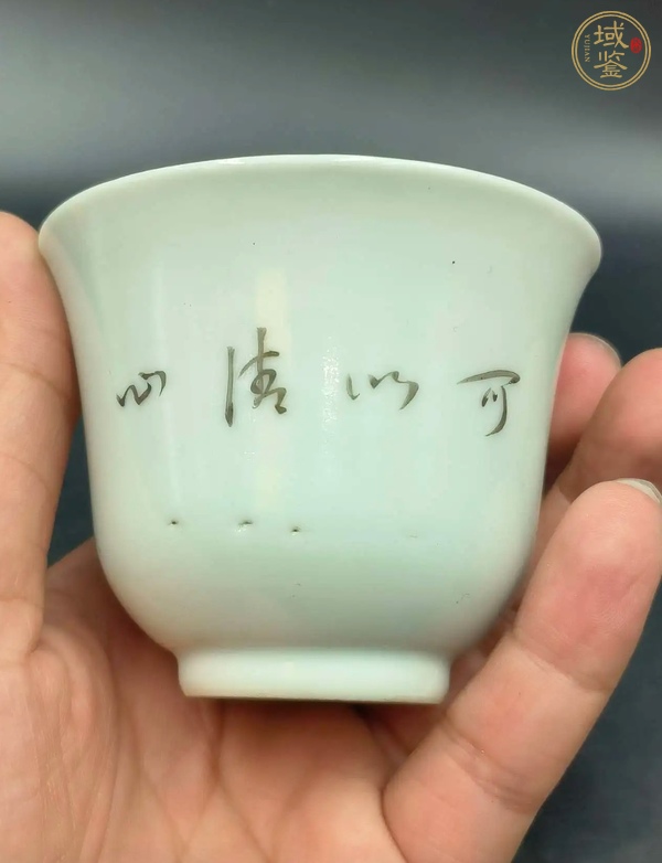 古玩陶瓷粉彩梅花圖仰鐘杯真品鑒賞圖