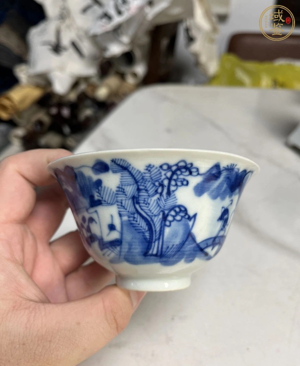 古玩陶瓷青花山水人物紋茶碗真品鑒賞圖