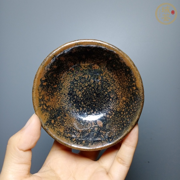 古玩陶瓷油滴杯真品鑒賞圖