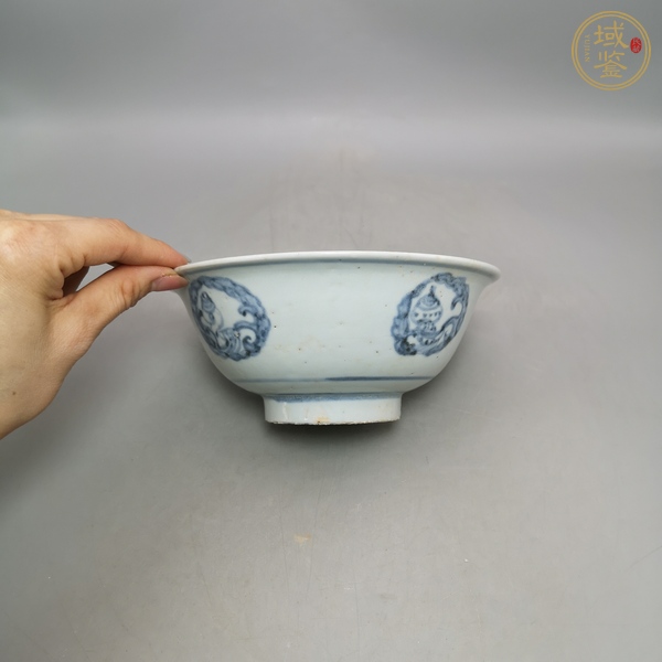 古玩陶瓷明中期青花茶碗真品鑒賞圖