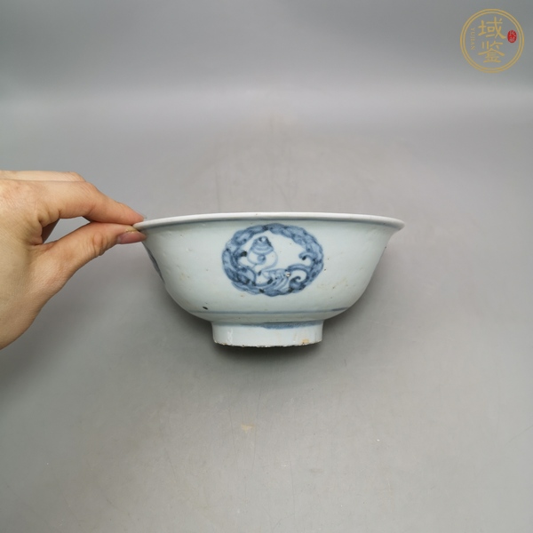 古玩陶瓷明中期青花茶碗真品鑒賞圖