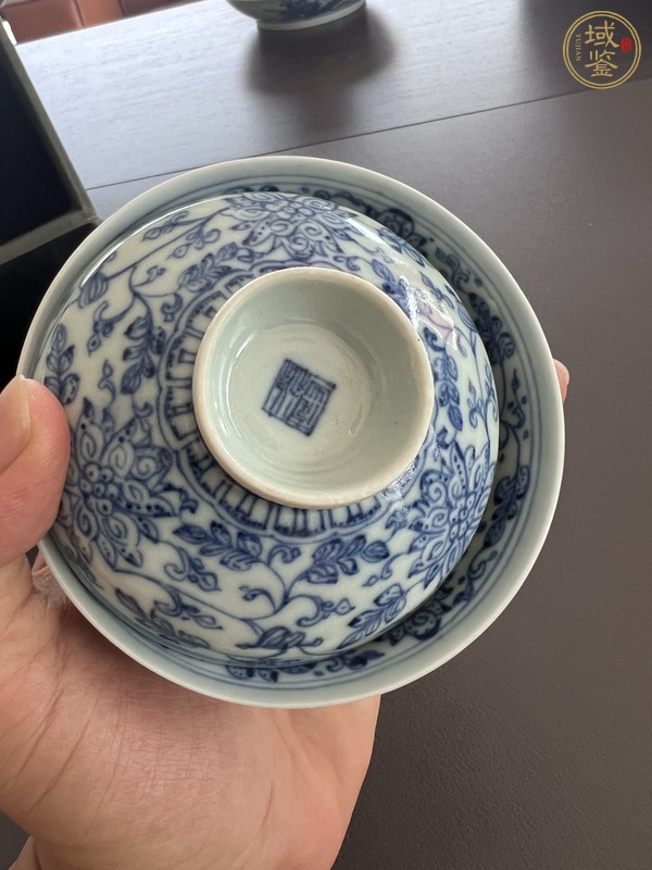 古玩陶瓷青花蓋碗真品鑒賞圖