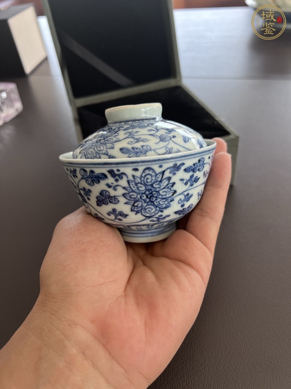 古玩陶瓷青花蓋碗真品鑒賞圖