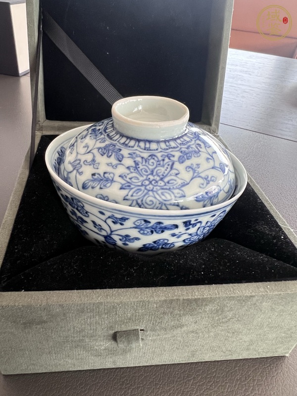 古玩陶瓷青花蓋碗真品鑒賞圖