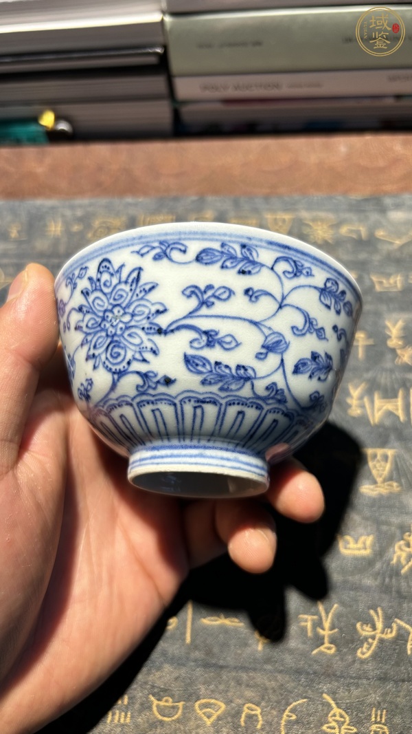 古玩陶瓷青花蓋碗真品鑒賞圖