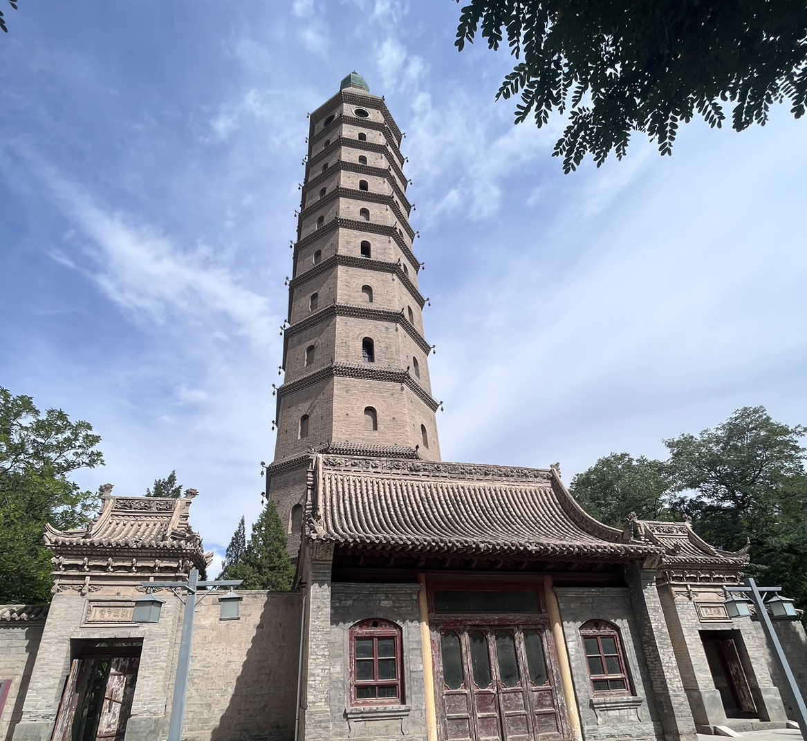 域鑒青風(fēng)山居的店鋪