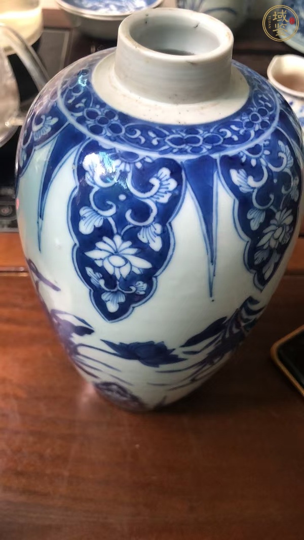 古玩陶瓷清康熙青花花卉紋瓶真品鑒賞圖