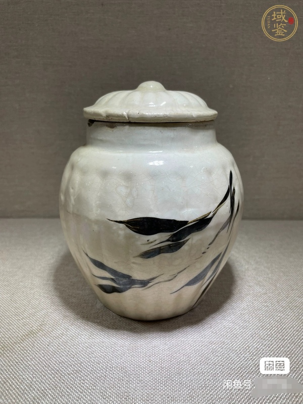 古玩陶瓷磁州窯白地黑花瓜楞罐真品鑒賞圖