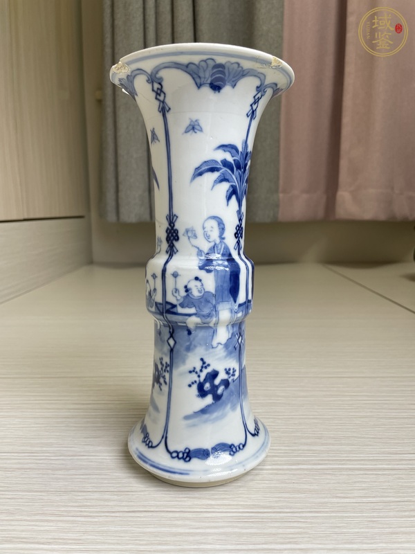 古玩陶瓷青花仕女嬰戲圖花觚真品鑒賞圖