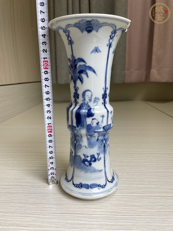 古玩陶瓷青花仕女嬰戲圖花觚真品鑒賞圖