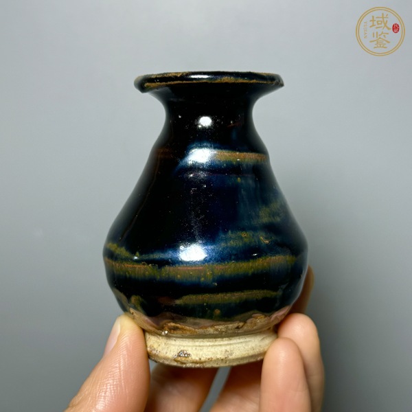 古玩陶瓷磁州窯窯變黑釉小玉壺春瓶真品鑒賞圖