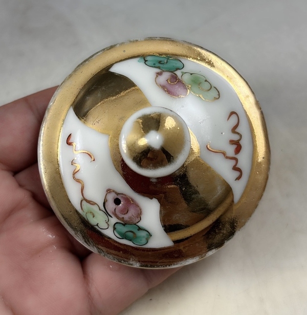 古玩陶瓷【民國(guó)】金釉開(kāi)光粉彩龍鳳紋茶壺【傳世佳品】拍賣(mài)，當(dāng)前價(jià)格0元