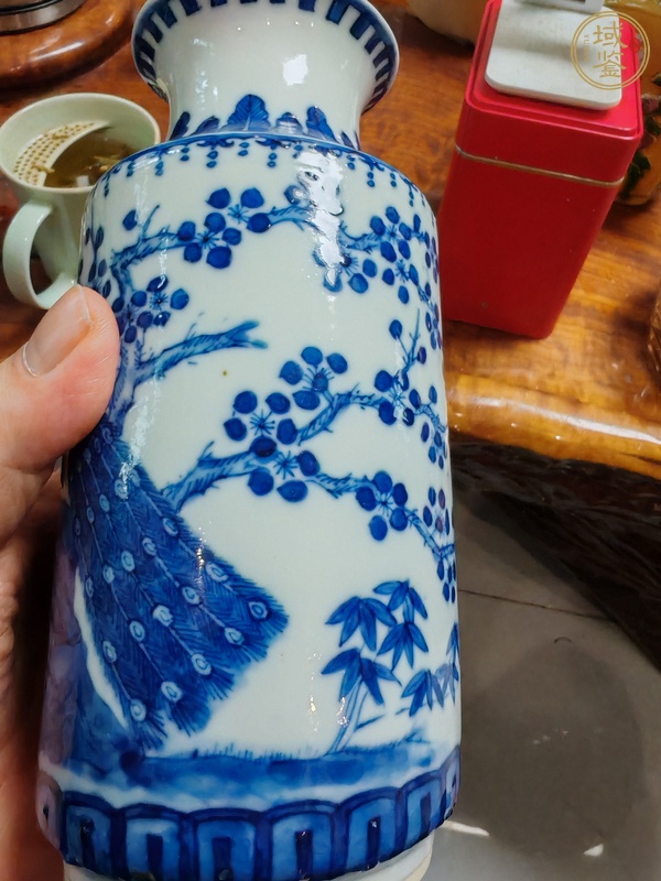 古玩陶瓷花鳥紋青花瓶真品鑒賞圖