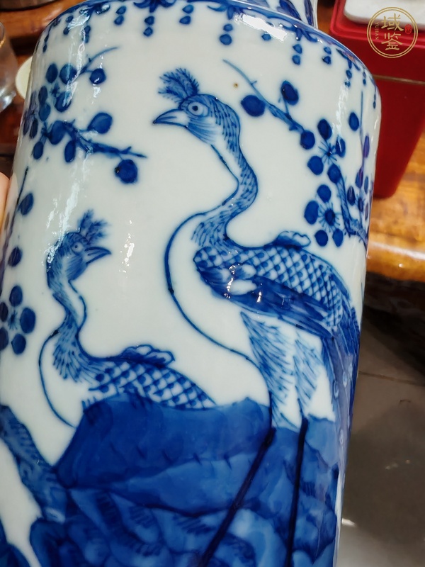 古玩陶瓷花鳥紋青花瓶真品鑒賞圖