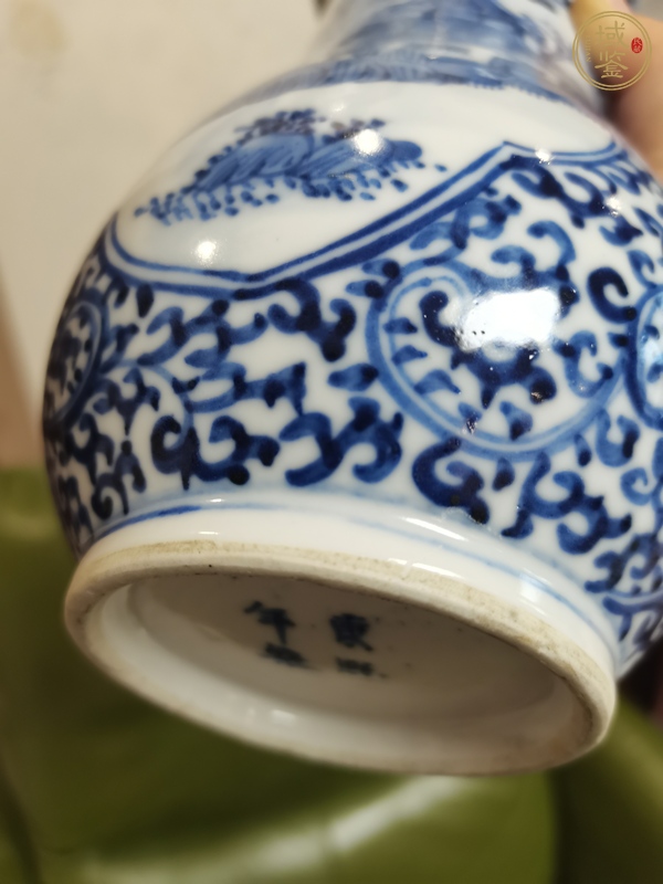 古玩陶瓷青花瓶真品鑒賞圖