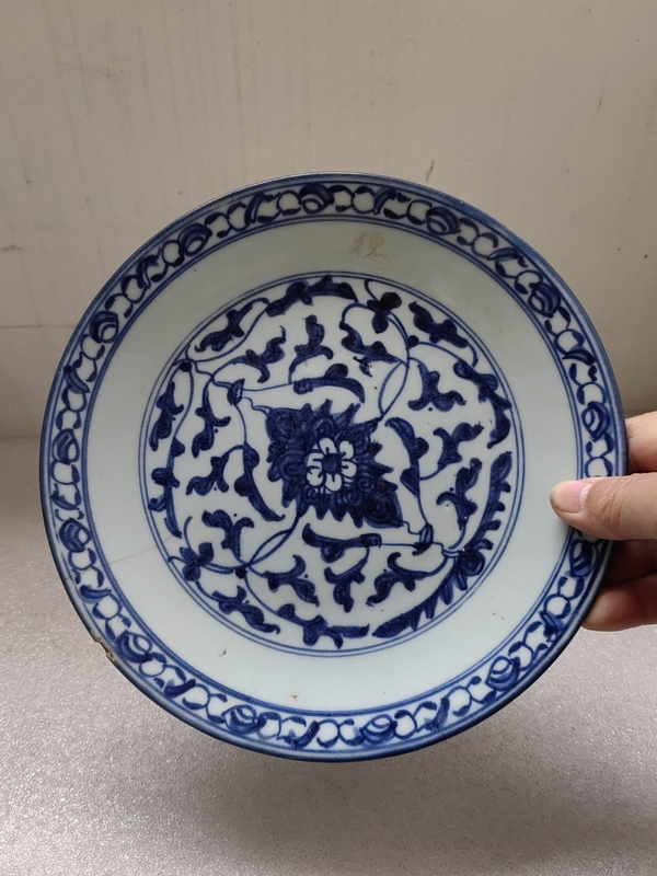 古玩陶瓷青花纏枝花卉紋盤拍賣,當前價格450元