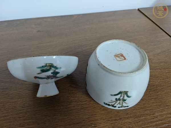 古玩陶瓷花卉紋蓋缸真品鑒賞圖