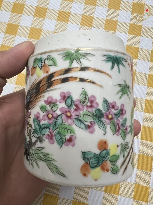 古玩陶瓷廣彩花鳥紋蓋缸真品鑒賞圖