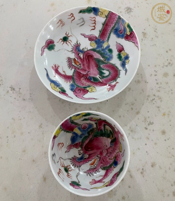 古玩陶瓷龍紋杯盤真品鑒賞圖