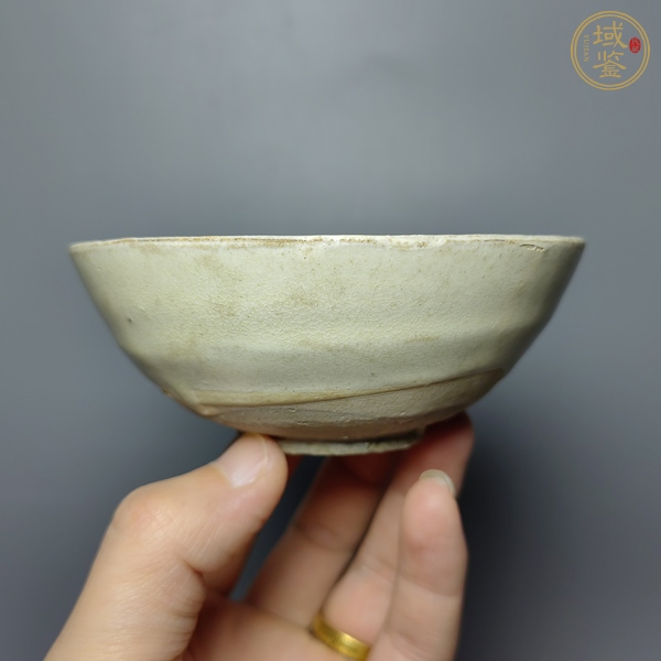 古玩陶瓷磁州窯白釉茶碗真品鑒賞圖