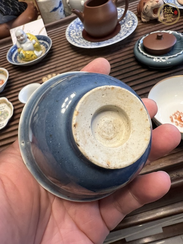 古玩陶瓷藍(lán)釉玉壁底杯真品鑒賞圖