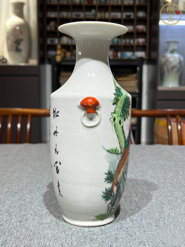 古玩陶瓷民國(guó)粉彩花鳥瓶真品鑒賞圖