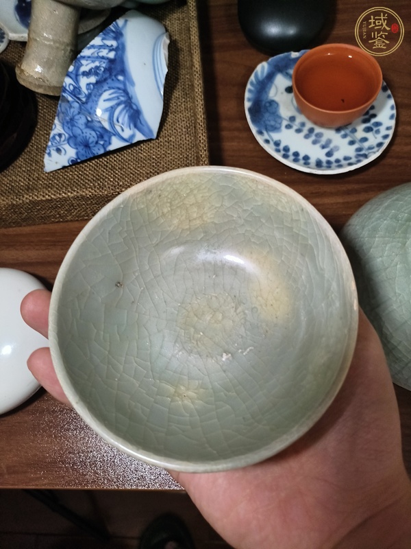 古玩陶瓷青釉杯真品鑒賞圖