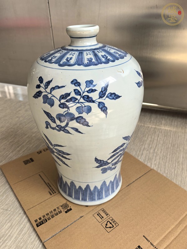 古玩陶瓷青花梅瓶真品鑒賞圖