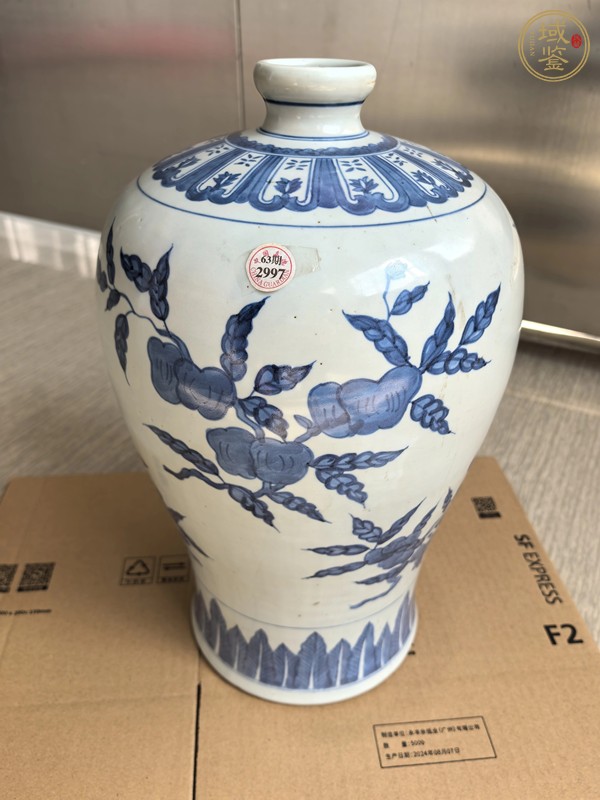 古玩陶瓷青花梅瓶真品鑒賞圖