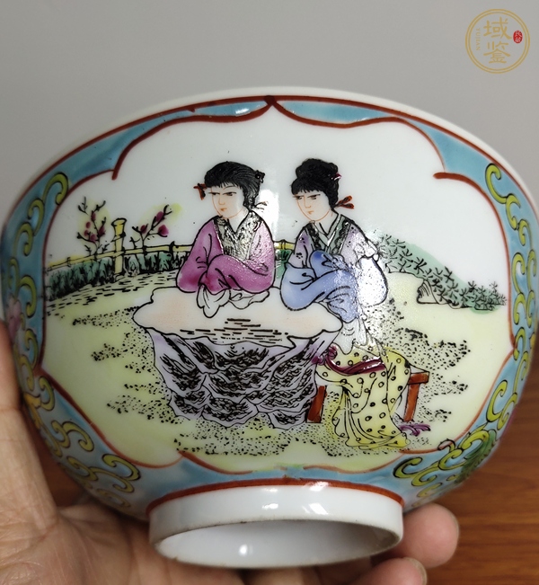 古玩陶瓷粉彩仕女人物茶碗真品鑒賞圖