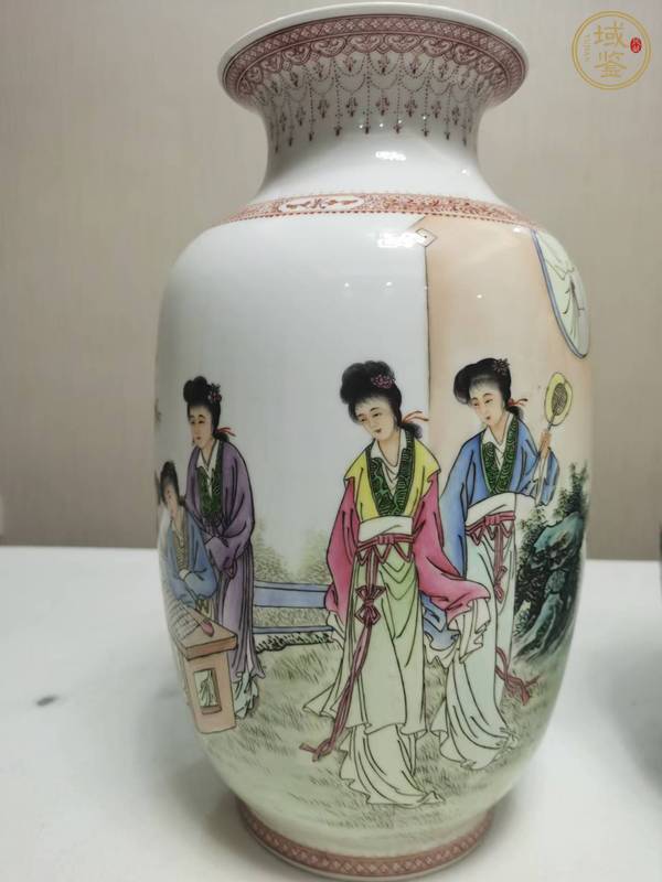 古玩粉彩瓶真品鑒賞圖