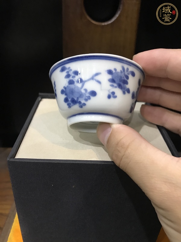 古玩陶瓷青花杯真品鑒賞圖